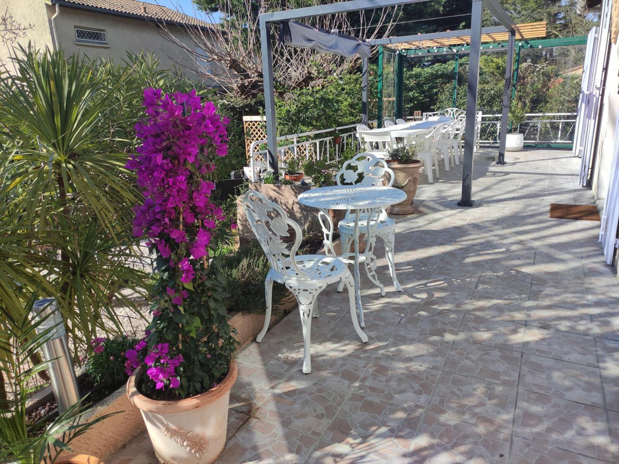 Le Jardin Des Rocailles - Villa 4 Chambres Climatisee Avec Piscine A Deux Pas D'Avignon Villeneuve-lès-Avignon Zewnętrze zdjęcie