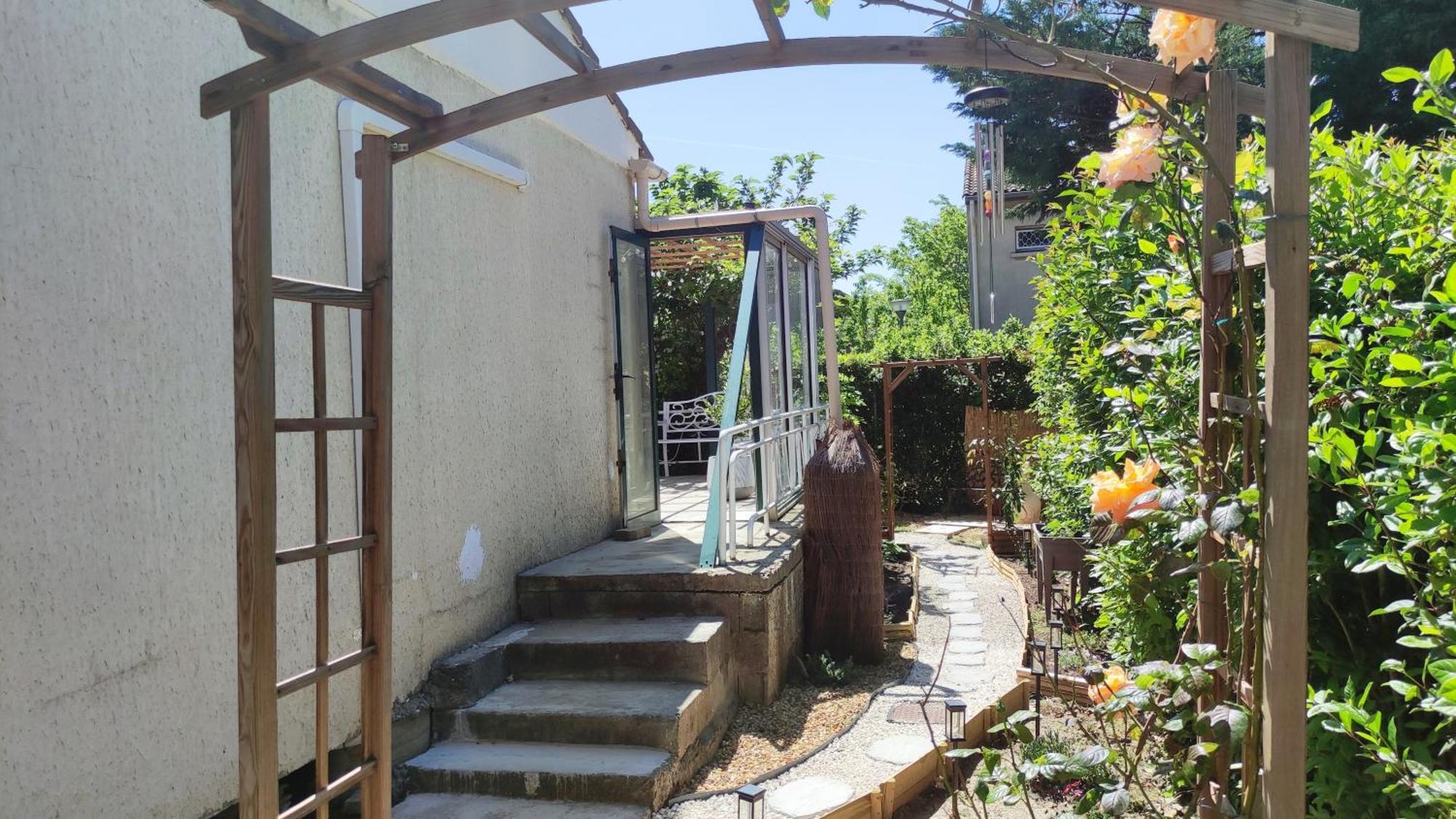 Le Jardin Des Rocailles - Villa 4 Chambres Climatisee Avec Piscine A Deux Pas D'Avignon Villeneuve-lès-Avignon Zewnętrze zdjęcie